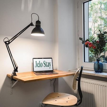 Super Zentral Super Schoener Altbau In Moabit Rostockerstrasse Im Herzen Von Berlin Fuer Bis Zu 6 Personen מראה חיצוני תמונה