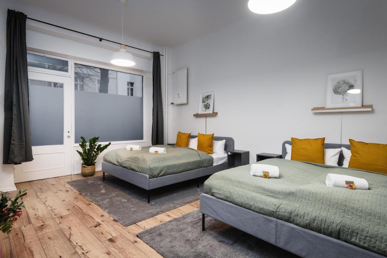 Super Zentral Super Schoener Altbau In Moabit Rostockerstrasse Im Herzen Von Berlin Fuer Bis Zu 6 Personen מראה חיצוני תמונה